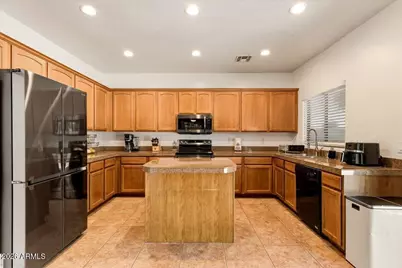 39425 N Carolina Avenue, San Tan Valley, AZ 85140 - Photo 17