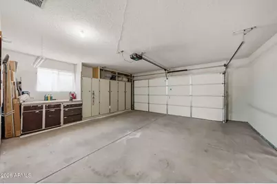 11015 W Pleasant Valley Road, Sun City, AZ 85351 - Photo 27