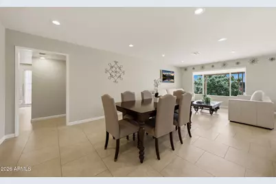11015 W Pleasant Valley Road, Sun City, AZ 85351 - Photo 5