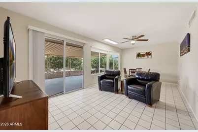 11015 W Pleasant Valley Road, Sun City, AZ 85351 - Photo 19