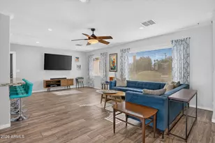 3111 N 33rd St, Phoenix, AZ 85018 - Photo 9