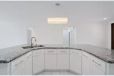 5802 S 42nd Avenue, Phoenix, AZ 85041 - Photo 13