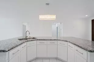 5802 S 42nd Ave, Phoenix, AZ 85041 - Photo 13