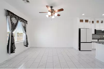 5802 S 42nd Avenue, Phoenix, AZ 85041 - Photo 9