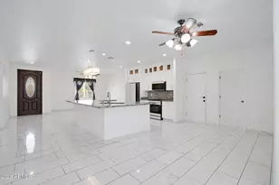 5802 S 42nd Ave, Phoenix, AZ 85041 - Photo 17