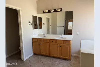 2813 E Runaway Bay Place, Chandler, AZ 85249 - Photo 9
