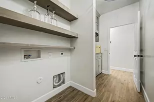 12056 W Via Del Sol Ct, Sun City, AZ 85373 - Photo 35
