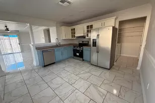 11405 W Carousel Dr, Arizona City, AZ 85123 - Photo 5