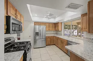 10357 W Cameo Dr, Sun City, AZ 85351 - Photo 17