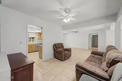 10357 W Cameo Drive, Sun City, AZ 85351 - Photo 13