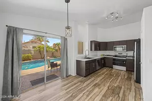 8625 W Paradise Dr, Peoria, AZ 85345 - Photo 9