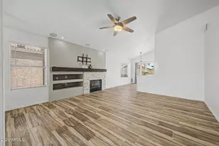 8625 W Paradise Dr, Peoria, AZ 85345 - Photo 7