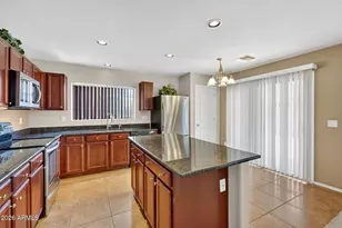 40369 W Peggy Ct, Maricopa, AZ 85138 - Photo 11