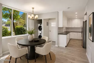 102 W Maryland Avenue #E1, Phoenix, AZ 85013 - Photo 3