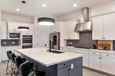 2080 E Aquarius Place, Chandler, AZ 85249 - Photo 9