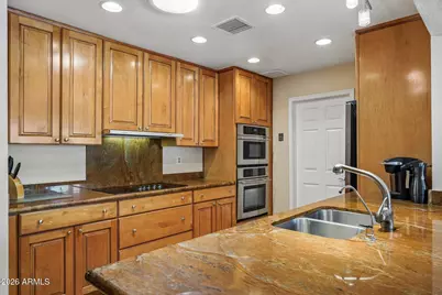 9506 W Cedar Hill Circle N, Sun City, AZ 85351 - Photo 3