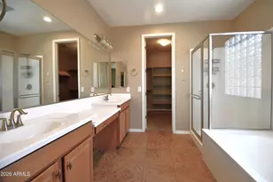 143 W Sweet Shrub Ave, San Tan Valley, AZ 85140 - Photo 5