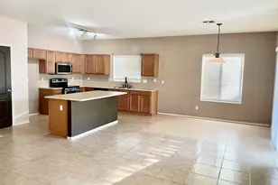 17456 W Ashley Dr, Goodyear, AZ 85338 - Photo 5