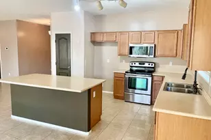 17456 W Ashley Dr, Goodyear, AZ 85338 - Photo 9