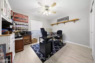 18137 W Canyon Ln, Goodyear, AZ 85338 - Photo 31