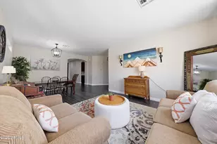 18137 W Canyon Ln, Goodyear, AZ 85338 - Photo 9