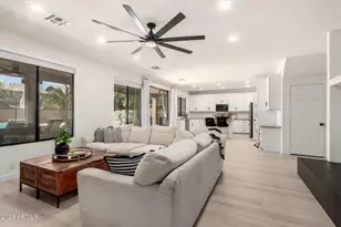 4025 E Paso Trail, Phoenix, AZ 85050 - Photo 11