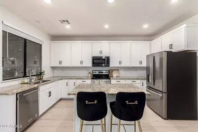 4025 E Paso Trail, Phoenix, AZ 85050 - Photo 5