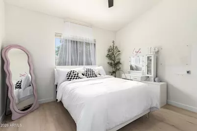 4025 E Paso Trail, Phoenix, AZ 85050 - Photo 13