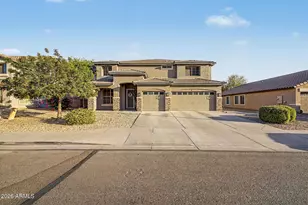 3213 W Pleasant Ln, Phoenix, AZ 85041 - Photo 3