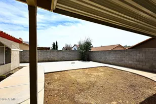 9235 W Michelle Dr, Peoria, AZ 85382 - Photo 25