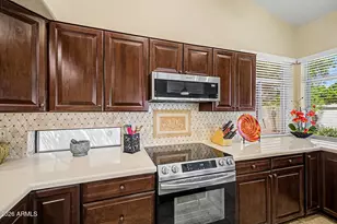 2034 E Dias Dr, Gilbert, AZ 85234 - Photo 13