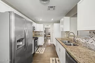 2344 W Mitchell Dr, Phoenix, AZ 85015 - Photo 11