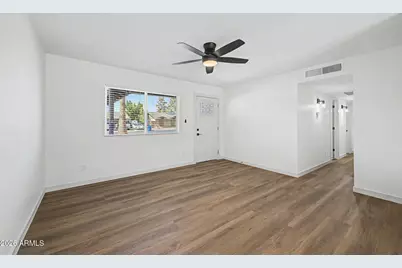 2525 E Inverness Avenue, Mesa, AZ 85204 - Photo 7