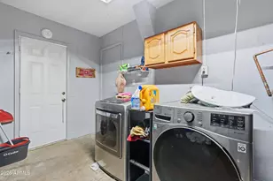 16063 N 26th Cir, Phoenix, AZ 85023 - Photo 27