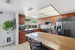 16063 N 26th Cir, Phoenix, AZ 85023 - Photo 7