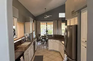 10980 Clear Water, Goodyear, AZ 85338 - Photo 5