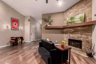 6863 E Phelps Rd, Scottsdale, AZ 85254 - Photo 17