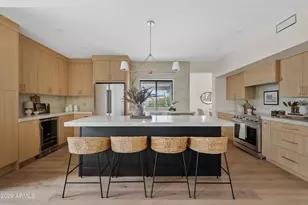 9172 N 102nd St, Scottsdale, AZ 85258 - Photo 1