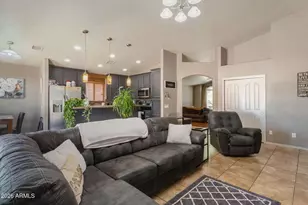 700 Hayes Dr, Sierra Vista, AZ 85635 - Photo 3