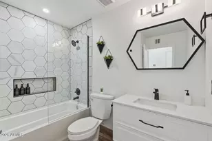 8426 E Sheridan St, Scottsdale, AZ 85257 - Photo 23