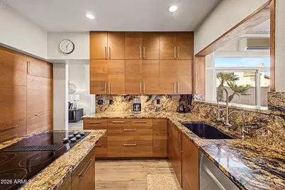 2547 E Amber Ridge Way, Phoenix, AZ 85048 - Photo 13