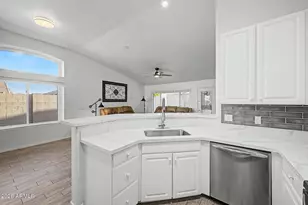 15030 S 47th Way, Phoenix, AZ 85044 - Photo 17