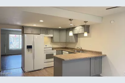 4418 N 53rd Lane #2, Phoenix, AZ 85031 - Photo 5