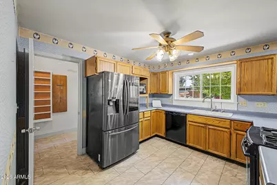 3235 W State Avenue, Phoenix, AZ 85051 - Photo 13