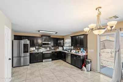 25212 W Cranston Lane, Buckeye, AZ 85326 - Photo 7