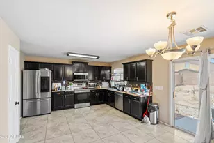 25212 W Cranston Ln, Buckeye, AZ 85326 - Photo 7