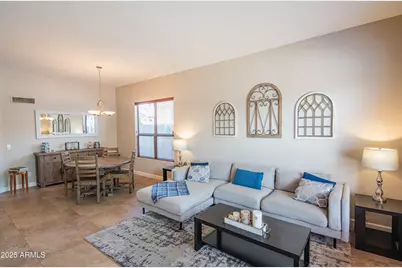 4374 E Lariat Lane, Phoenix, AZ 85050 - Photo 15