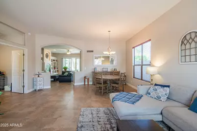 4374 E Lariat Lane, Phoenix, AZ 85050 - Photo 17