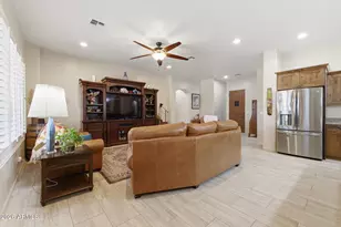 14645 W Hedgehog Pl, Surprise, AZ 85387 - Photo 7