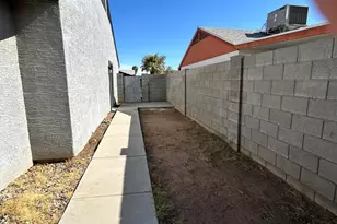 9002 W Malapai Dr, Peoria, AZ 85345 - Photo 17